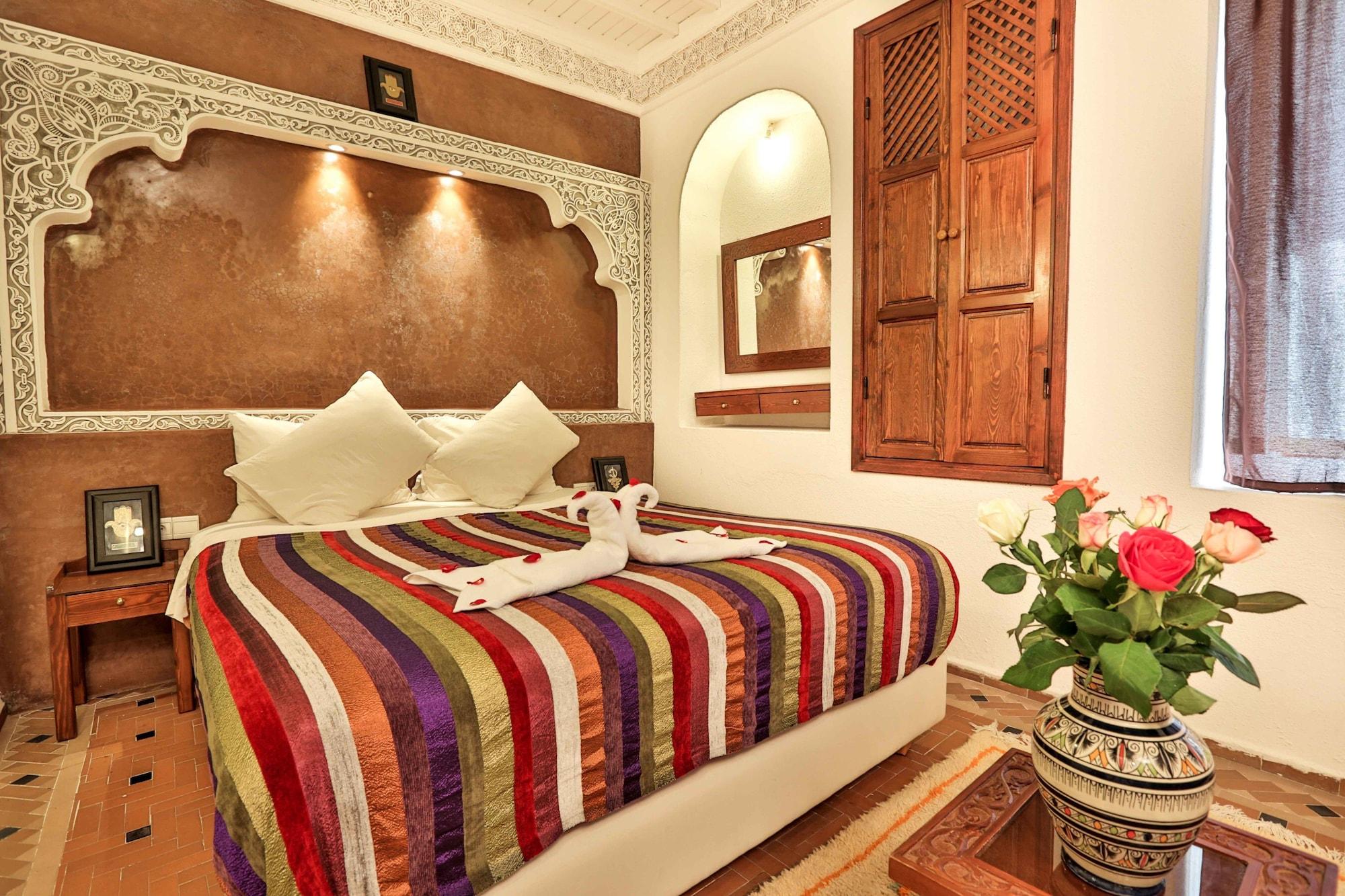 Nakhla 3*
